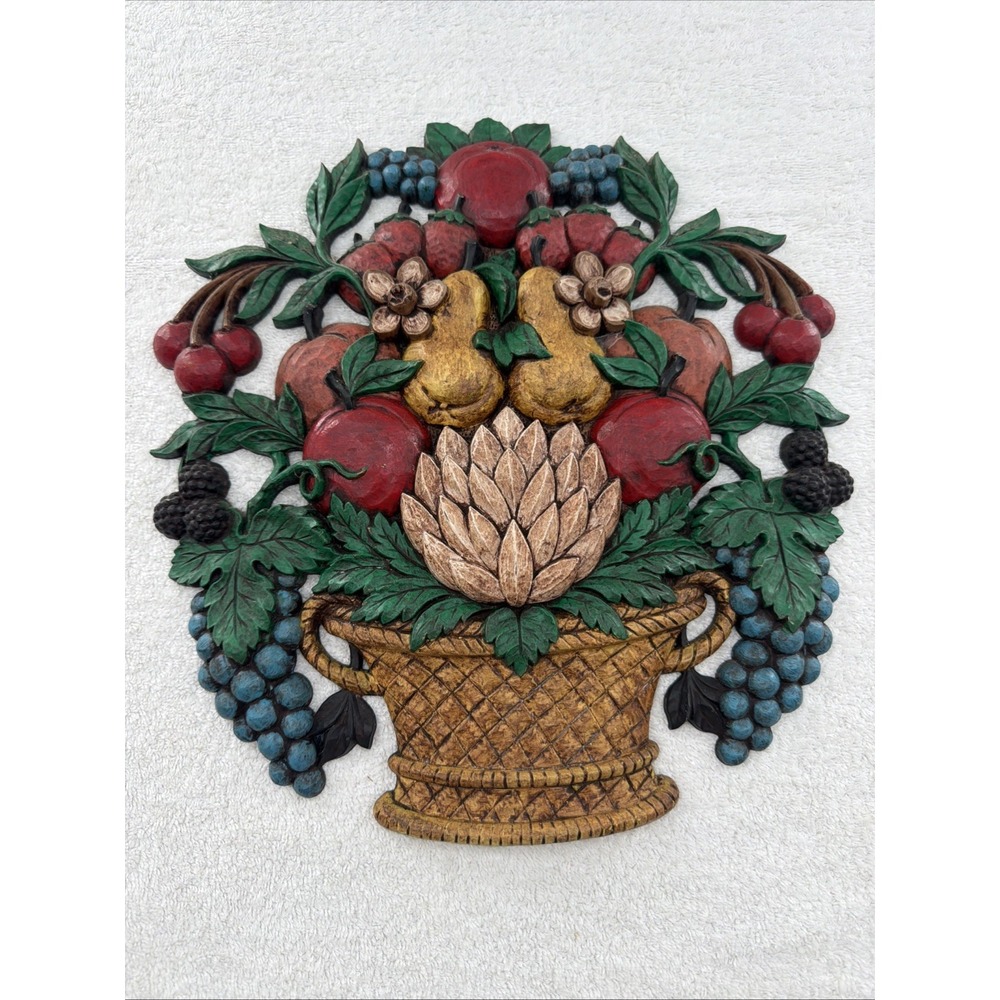 Vintage 1966 Syroco 3D Floral Fruit Basket Retro Polyresin Wall Art MCMLXVI 5260